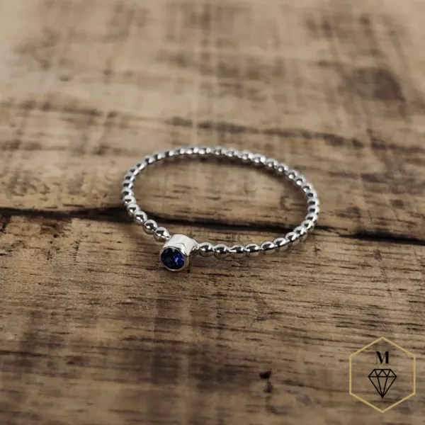 Handgemaakte ring met saffier bij Mantje-Jewelry jouw nummer 1 juwelen webwinkel!